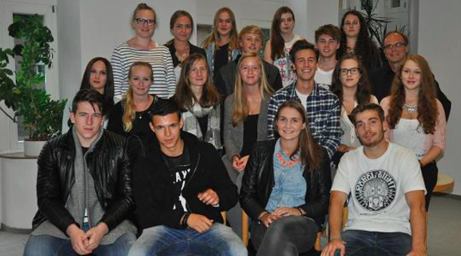 AN/AZ: Hörspielabend des Literaturkurses im Alten Rathaus